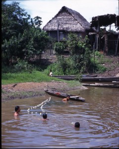 Comunidades Amazónicas Perú